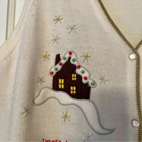 Vintage Christmas Vest - Picture 5 of 8